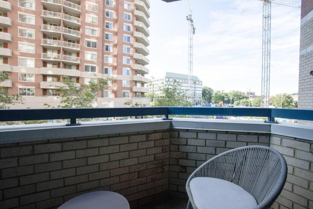 Sensational 1 Bedroom Condo At Ballston Place With Gym Arlington Exterior foto